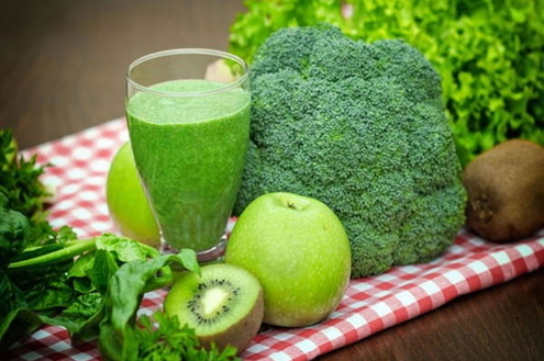 Benefícios do poderoso suco verde